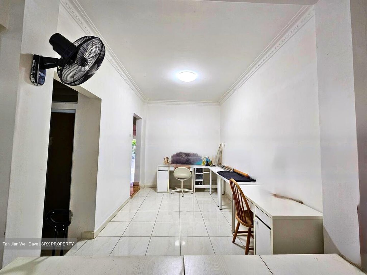 Highland Road (D19), Terrace #471558481